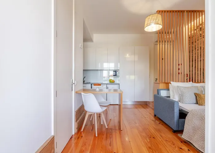 Cozy With Workspace By Hostwise *