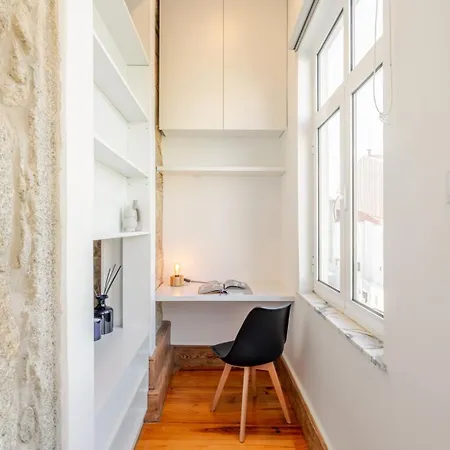 Cozy With Workspace By Hostwise * ポルト