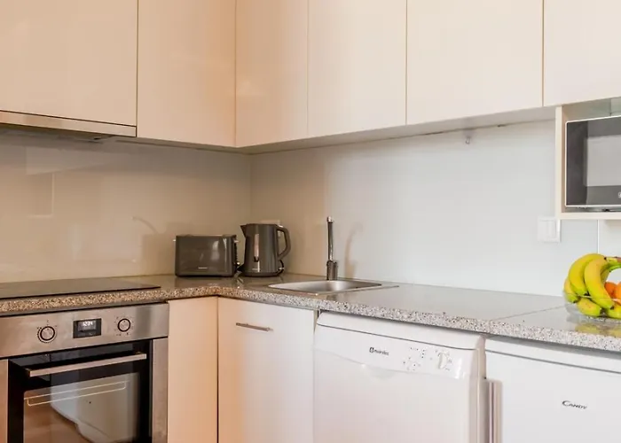 Cozy With Workspace By Hostwise アパート ポルト