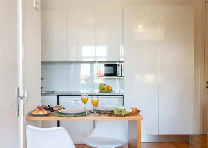 Διαμέρισμα Cozy With Workspace By Hostwise *